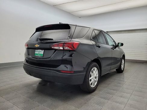 Used 2024 Chevrolet Equinox LS w/ LS Convenience Package image 9