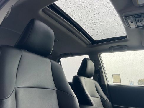 Used 2022 Toyota 4Runner SR5 Premium image 18