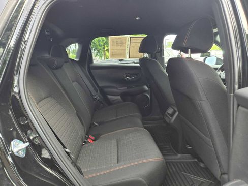 Used 2025 Honda HR-V Sport image 12