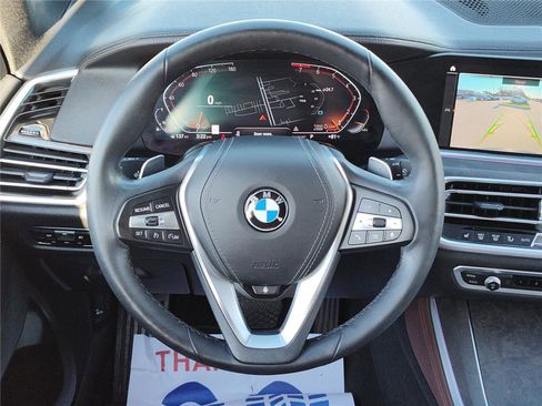 Used 2022 BMW X5 xDrive40i w/ Parking Assistance Package image 17