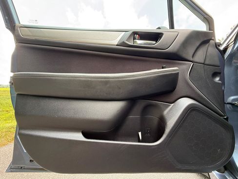 Used 2016 Subaru Legacy 2.5i Premium AWD/4WD image 13