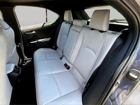 Used 2025 Lexus UX 300h FWD w/ Accessory Package (Z1) image 18