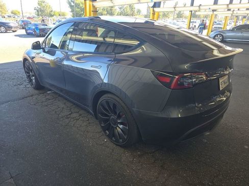 Used 2023 Tesla Model Y Long Range image 6