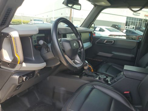 Used 2022 Ford Bronco Badlands AWD/4WD image 13