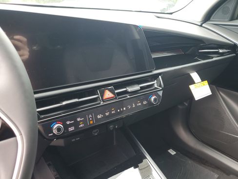 New 2025 Kia Niro Wind w/ Wind Preserve Package image 25