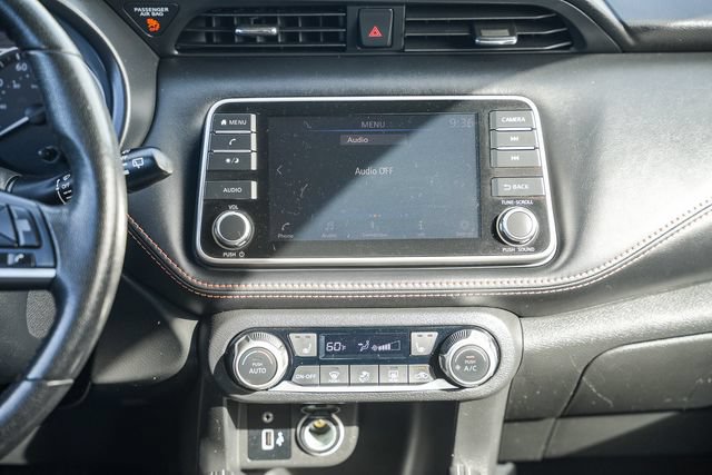 Used 2018 Nissan Kicks SR w/ Premium Package FWD image 17