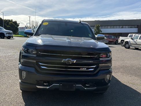 Used 2018 Chevrolet Silverado 1500 LTZ Z71 w/ Centennial Edition image 2
