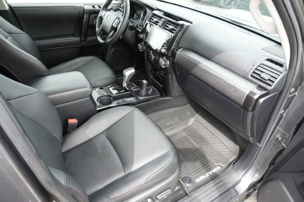 Used 2021 Toyota 4Runner TRD Off-Road Premium w/ Moonroof Package AWD/4WD image 22