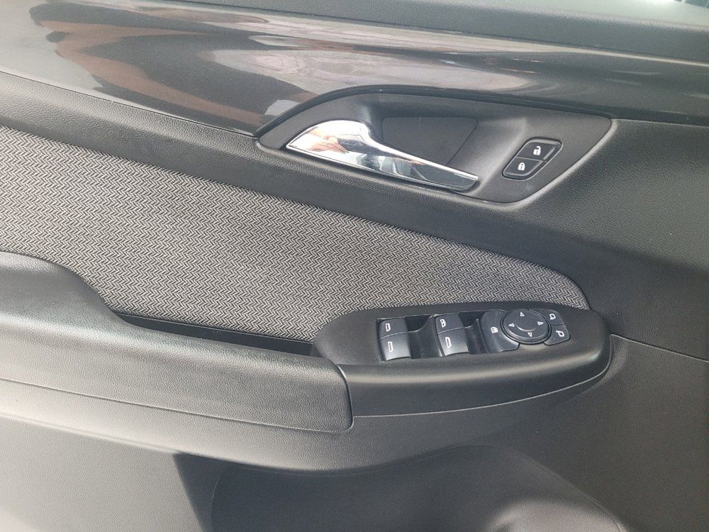 Used 2025 Chevrolet TrailBlazer LS w/ LS Convenience Package FWD image 27