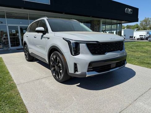New 2026 Kia Sorento SX FWD image 1