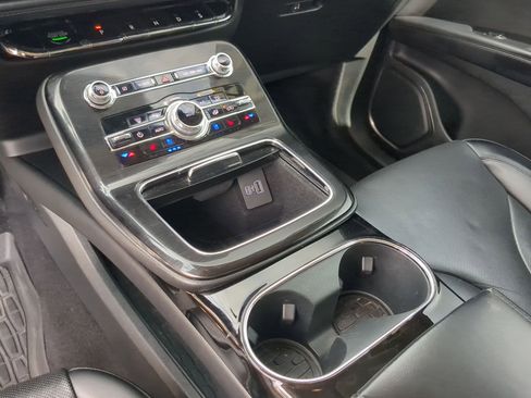 Used 2022 Lincoln Nautilus Reserve FWD image 20