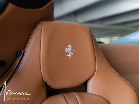 Used 2022 Ferrari 812 GTS image 23