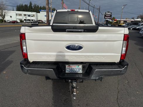 Used 2019 Ford F350 Lariat w/ Lariat Value Package image 5