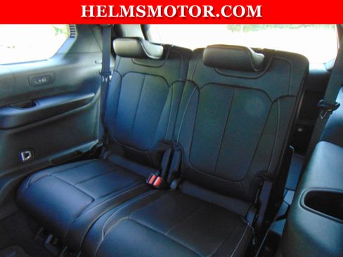 Certified 2024 Jeep Grand Cherokee L Limited w/ Luxury Tech Group II image 33