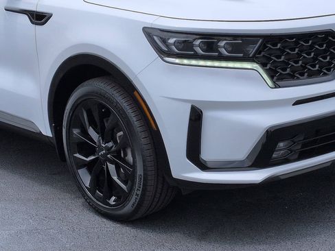 Used 2023 Kia Sorento SX FWD image 9