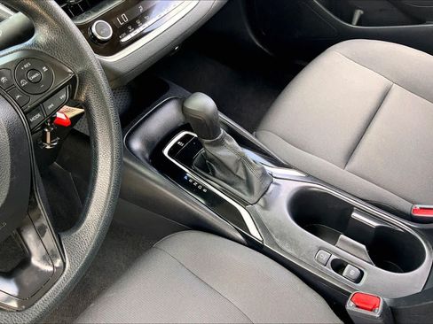 Used 2024 Toyota Corolla LE FWD image 16