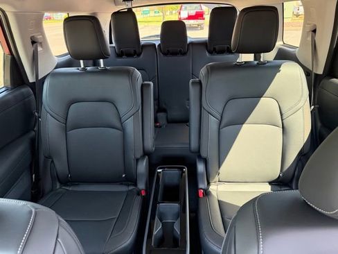 New 2026 Nissan Pathfinder SL w/ SL Premium Package image 39