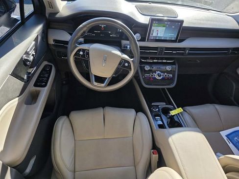 Certified 2022 Lincoln Corsair Reserve w/ Equipment Group 201A image 6