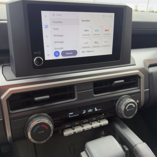 Used 2025 Toyota 4Runner SR5 AWD/4WD image 20