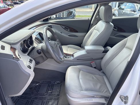 Used 2013 Buick LaCrosse Leather w/ Driver Confidence Package FWD image 11