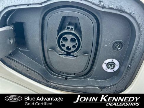 Certified 2025 Ford Mustang Mach-E Premium AWD/4WD image 4