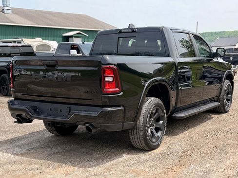 Used 2025 RAM 1500 Big Horn AWD/4WD image 5