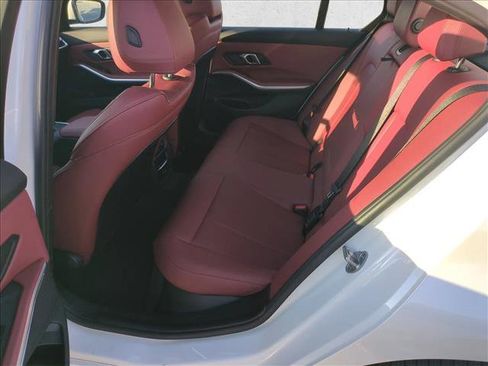 Used 2025 BMW 330i Sedan w/ Convenience Package RWD image 20