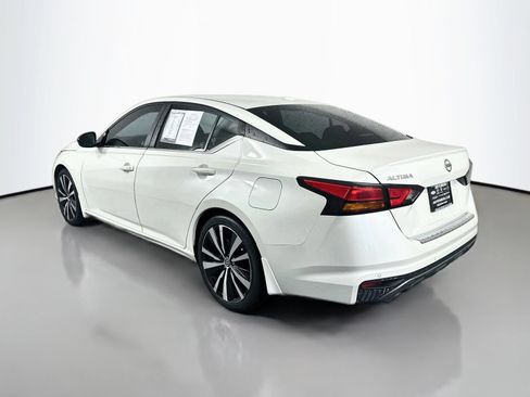 Used 2022 Nissan Altima 2.5 SR FWD image 5