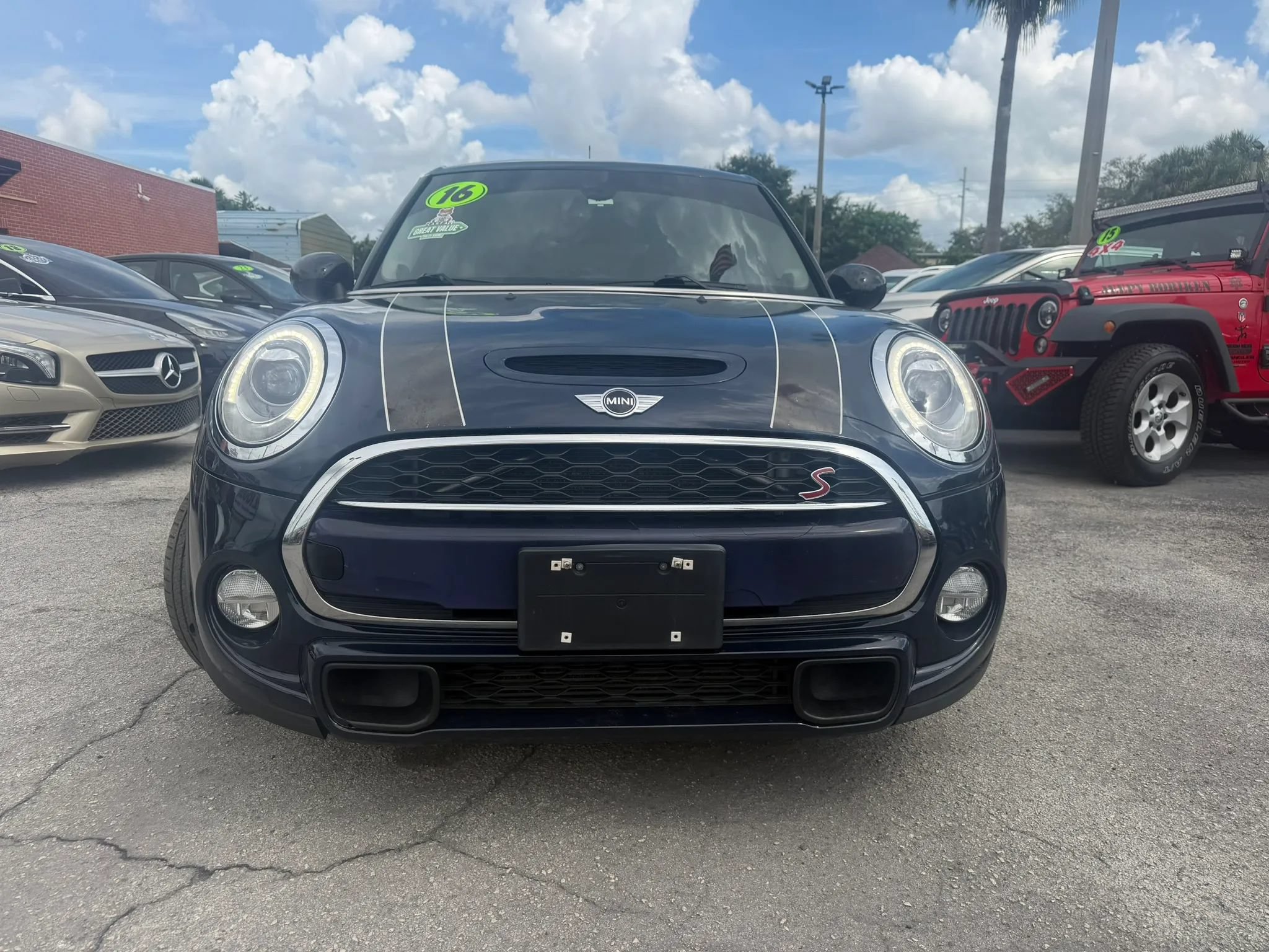Used 2016 MINI Cooper S FWD image 2