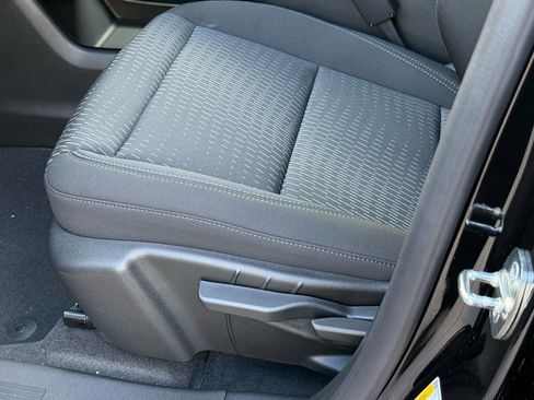 New 2026 Chevrolet Equinox LT image 9