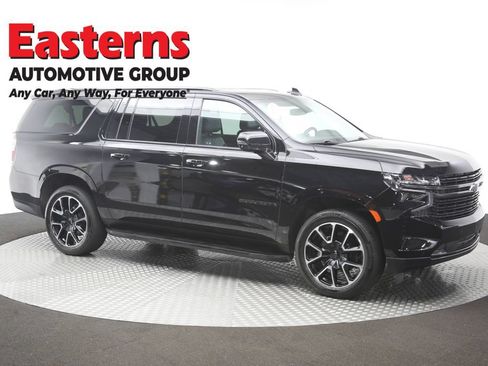 Used 2022 Chevrolet Suburban RST w/ Luxury Package AWD/4WD image 51