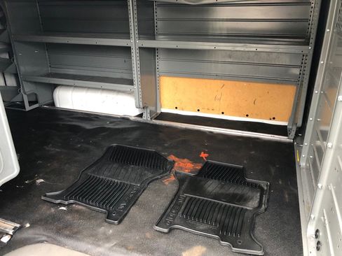 Used 2020 Nissan NV 2500 SV w/ Navigation Package image 22