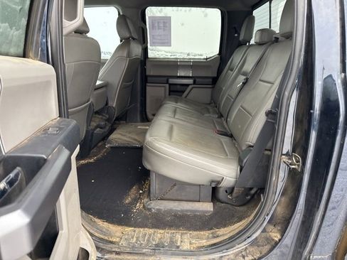 Used 2022 Ford F350 XLT w/ XLT Premium Package image 13