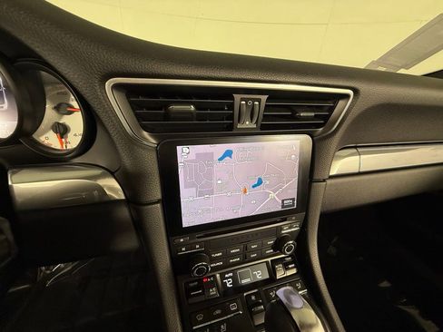 Certified 2019 Porsche 911 Carrera S image 30