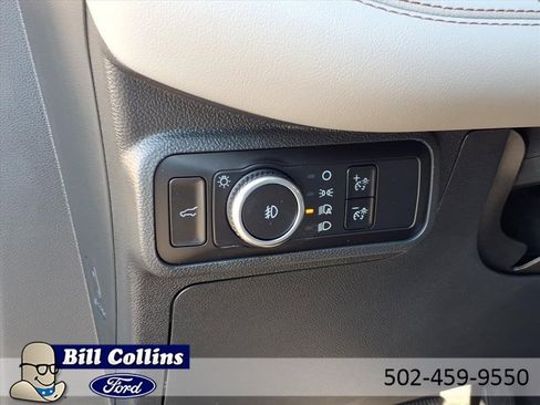 New 2026 Ford Explorer Active w/ Active Comfort Package image 19