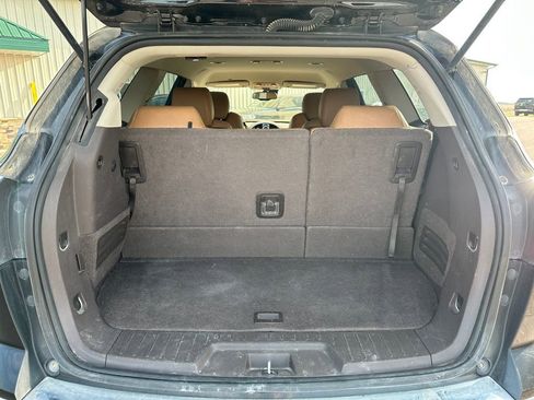 Used 2017 Buick Enclave Leather w/ Enclave Tuscan Edition image 28