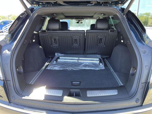 Used 2024 Cadillac XT5 Sportv w/ LPO, Floor Liner Package AWD/4WD image 45