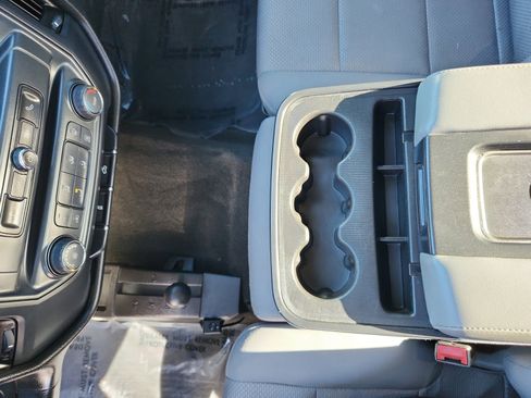 Used 2017 Chevrolet Silverado 1500 Custom w/ Custom Convenience Package image 15