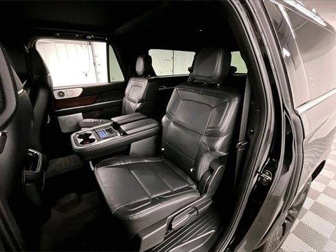 Used 2023 Lincoln Navigator L Reserve w/ Equipment Group 201A image 21