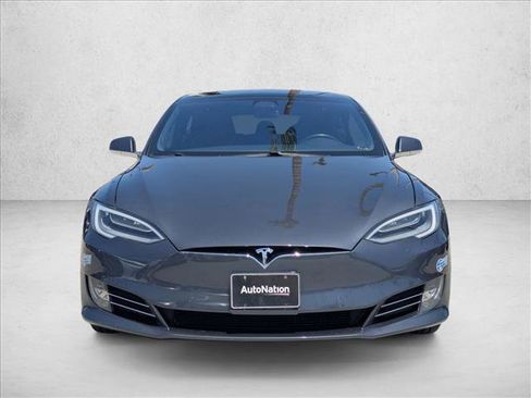 Used 2020 Tesla Model S Long Range Plus AWD/4WD image 2