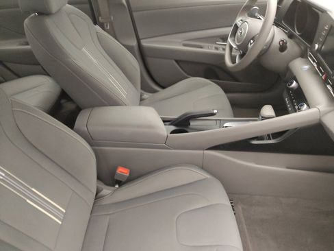 Used 2022 Hyundai Elantra SEL w/ Cargo Package image 21