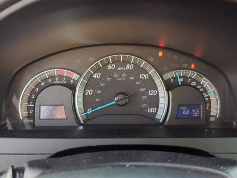 Used 2014 Toyota Camry SE FWD image 15