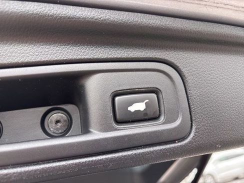 Used 2016 Honda Pilot Touring image 34