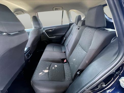 Used 2023 Toyota RAV4 XLE AWD/4WD image 19