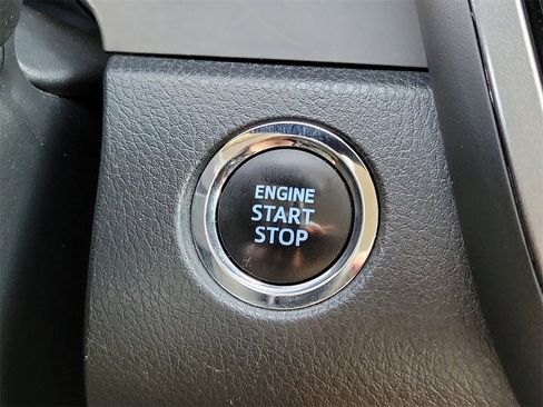 Used 2023 Toyota Camry XSE image 7