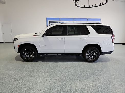 Used 2021 Chevrolet Tahoe Z71 w/ Z71 Off-Road Package AWD/4WD image 5