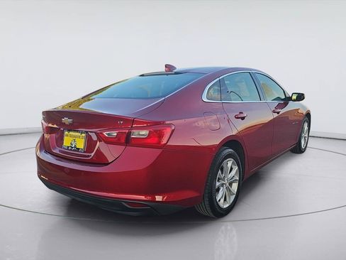 Used 2025 Chevrolet Malibu LT FWD image 5