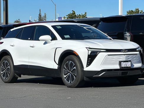 Used 2026 Chevrolet Blazer EV LT image 2