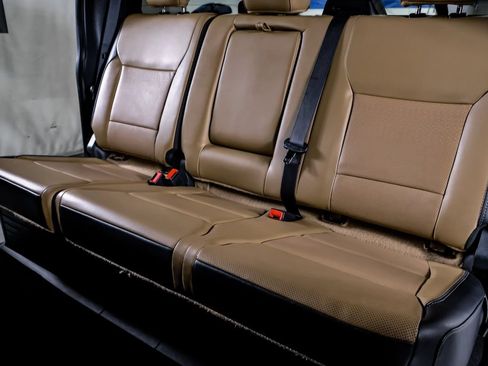 Used 2024 Ford F250 Lariat w/ Sport Appearance Package AWD/4WD image 33