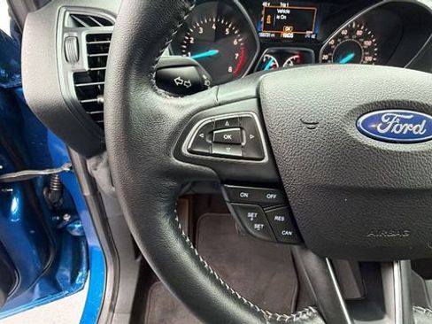 Used 2019 Ford Escape SE image 27